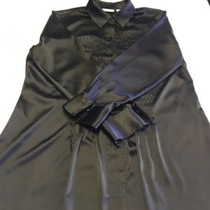 Chicos women’s long sleeve black Ben up blouse